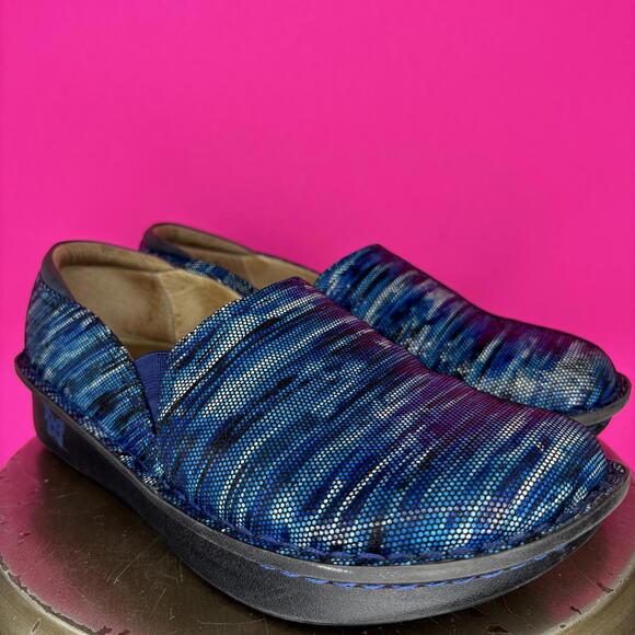 Shoes - Alegria Debra Wavy Navy Leather Slip-On Loafer Sz 41